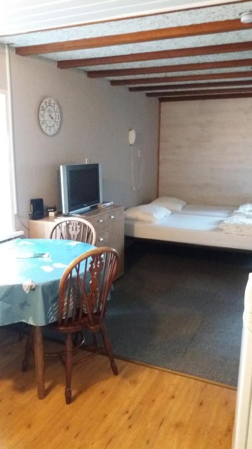 Studio Apartment Wimmenum Bilik gambar